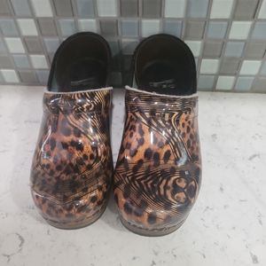 Danko clogs